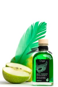 Clutching massage oil Sexy Therapy Apple