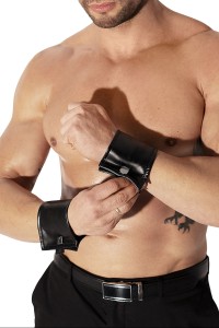 Portfolio cuffs H075 wetlook - Noir Handmade | Swiss Sexshop