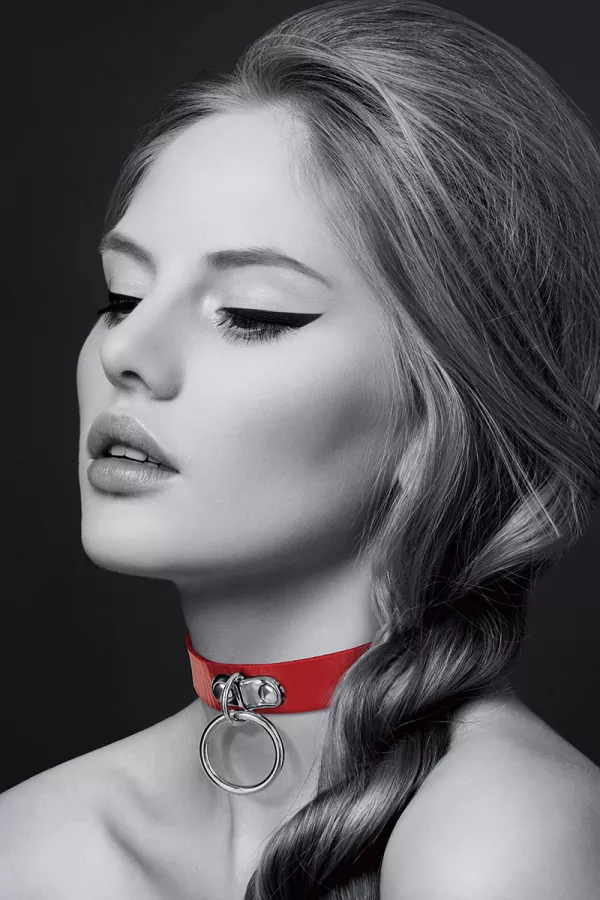 Collier Fetish rouge avec anneau - Bijoux Pour Toi