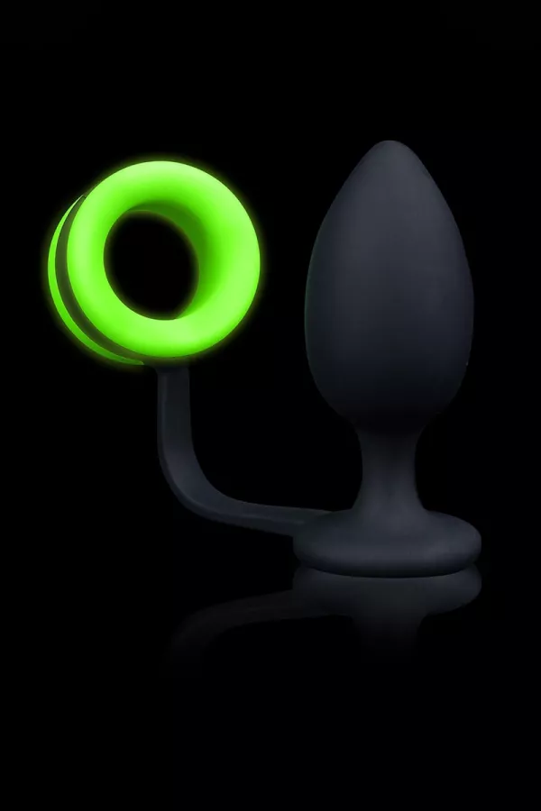 Plug with phosphorescent cockring