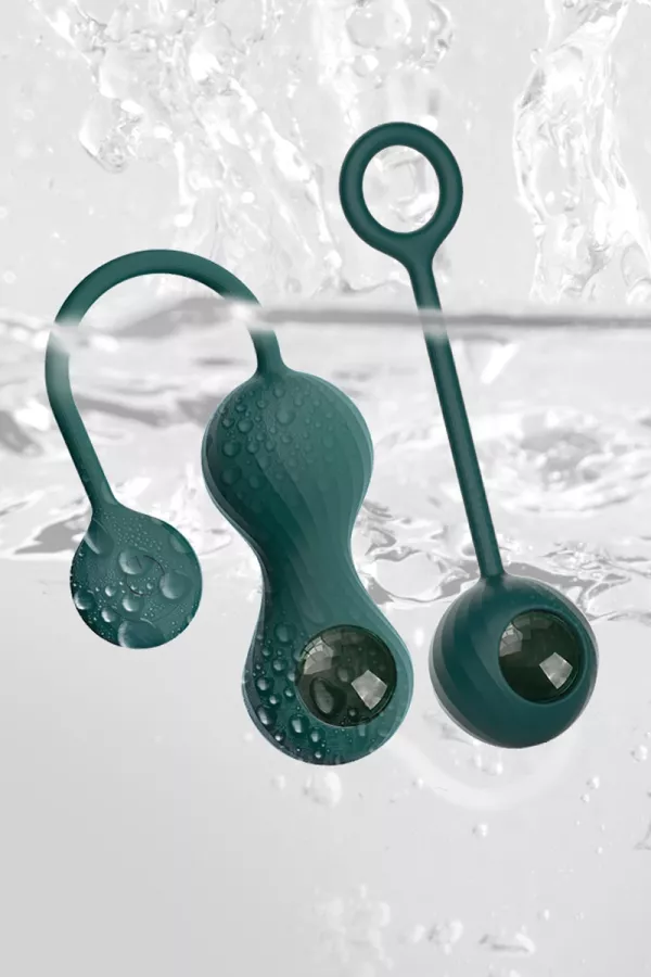 Connected vibrating Kegel balls